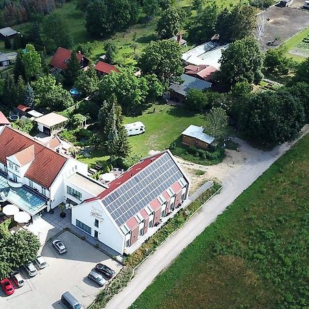 Flair Hotel Reuner Цосен Екстериор снимка